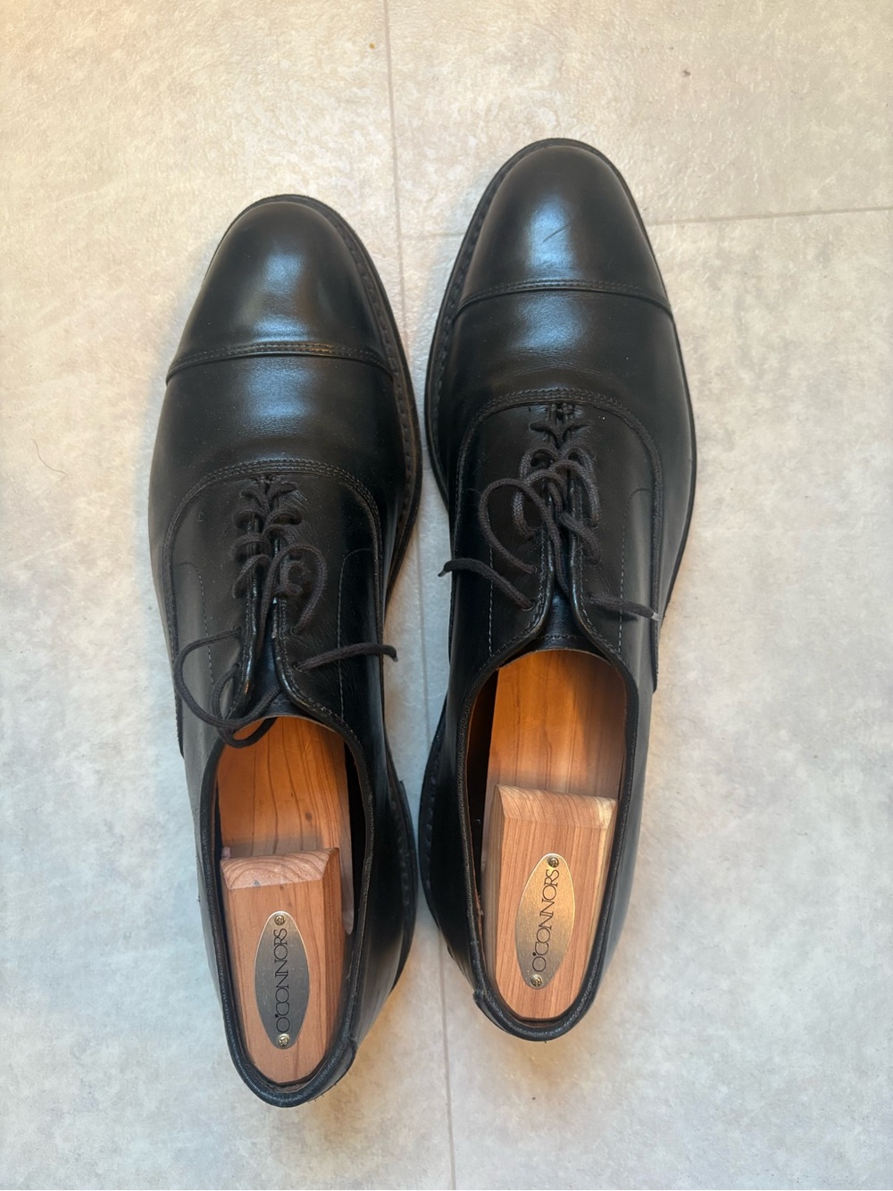 Allen Edmonds Black Leather Cap-Toe Derby Shoes